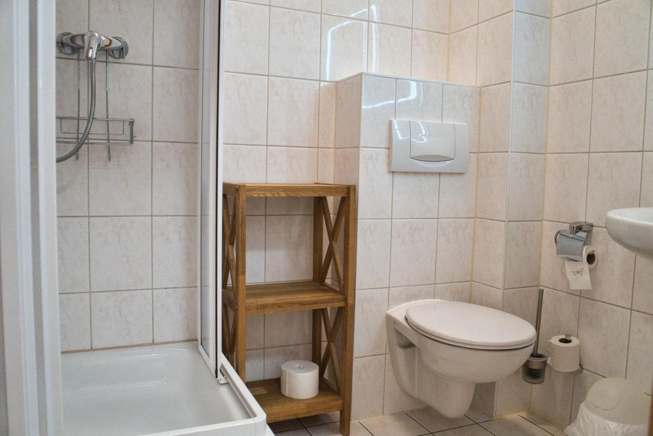 Strandnah, Balkon, Ahoi Erlebnisbad Gratis In Sellin - Strandresidenz Brandenburg Fewo 36 Goehren  Esterno foto